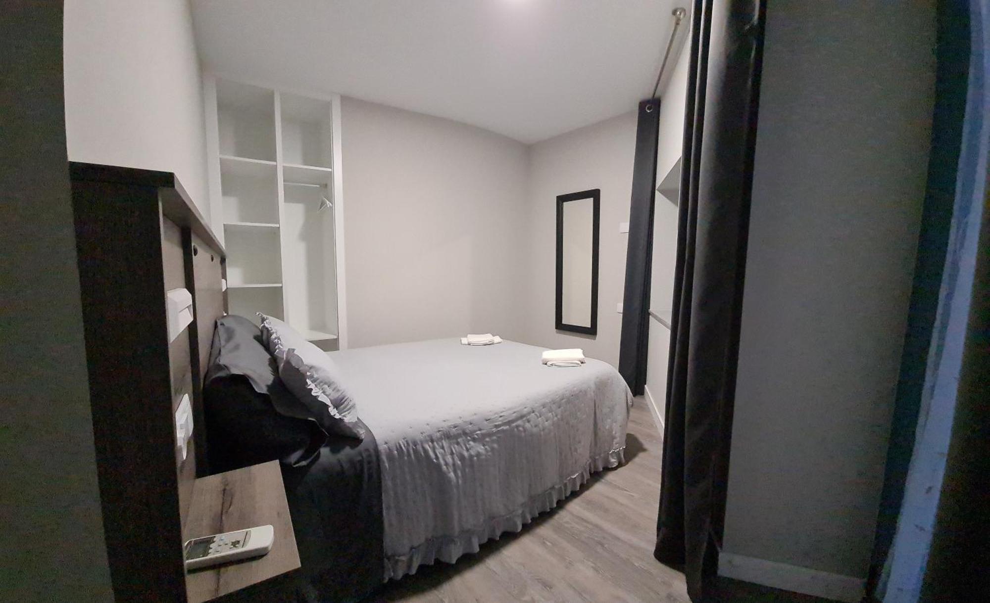 Apartamentos Carballal Palas de Rei Bagian luar foto