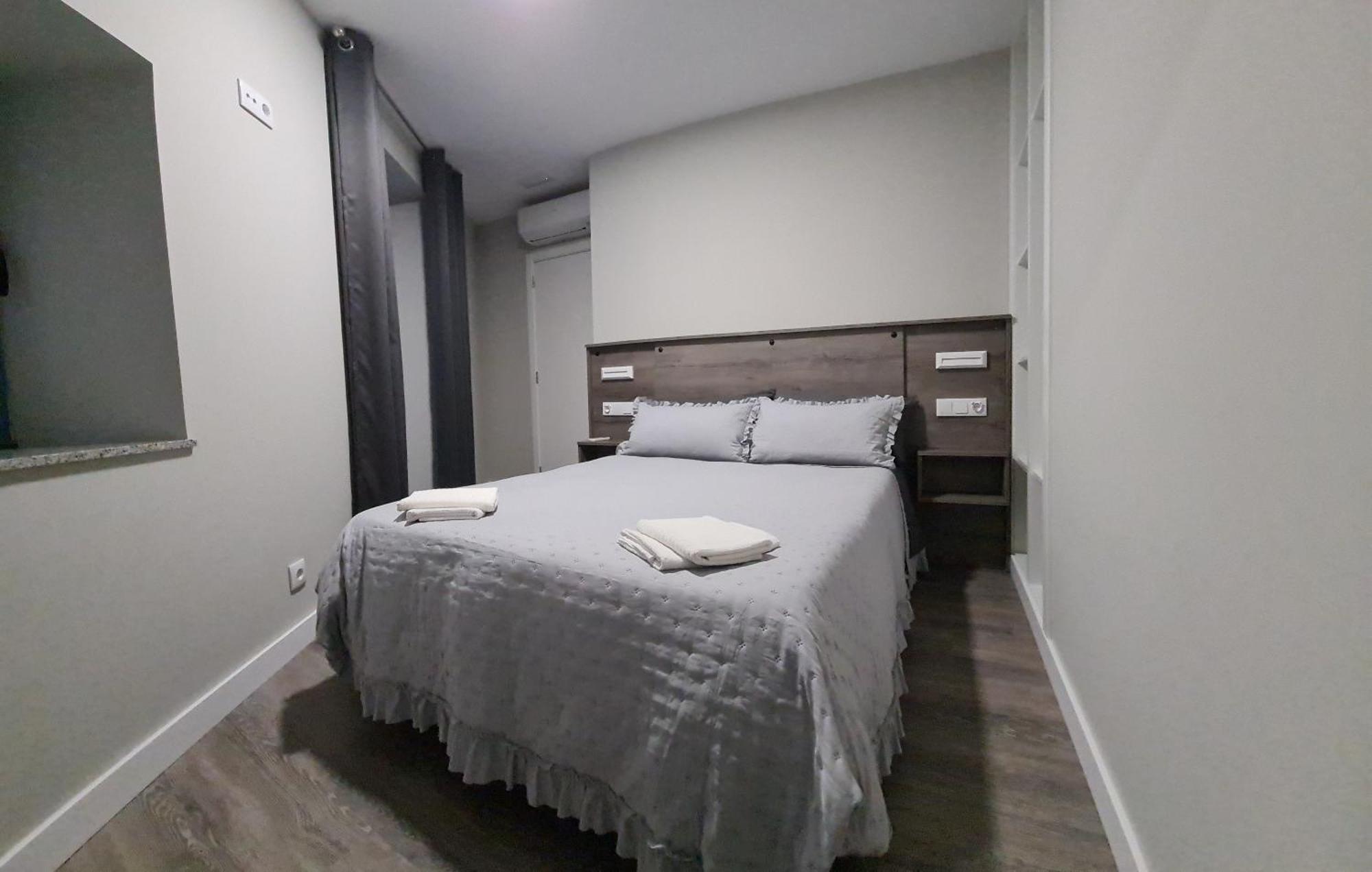 Apartamentos Carballal Palas de Rei Bagian luar foto